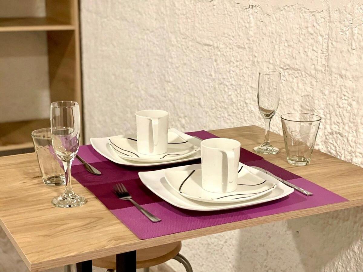Super Apartamento Central En Casa Colonial Bogotá Eksteriør bilde