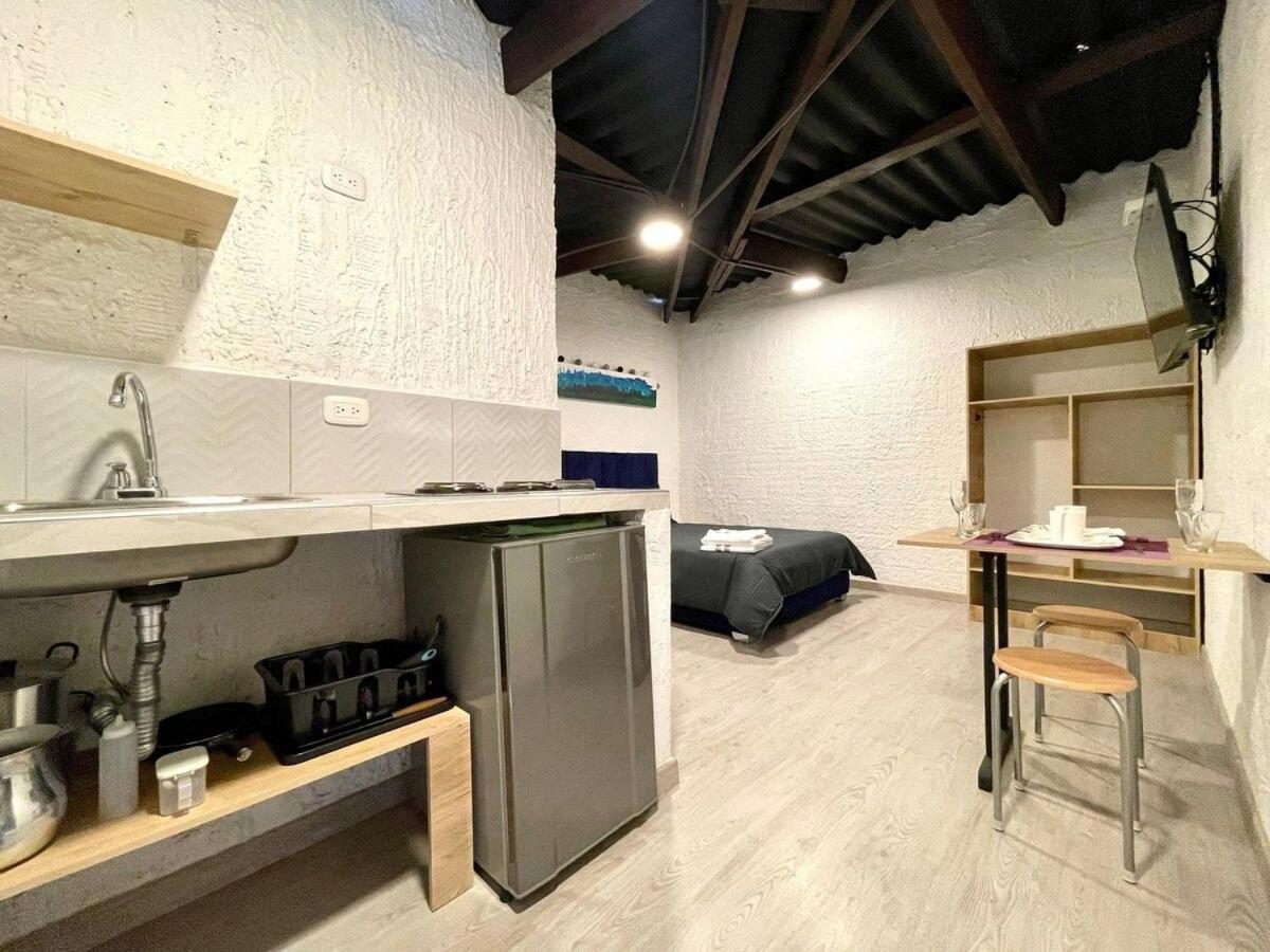 Super Apartamento Central En Casa Colonial Bogotá Eksteriør bilde