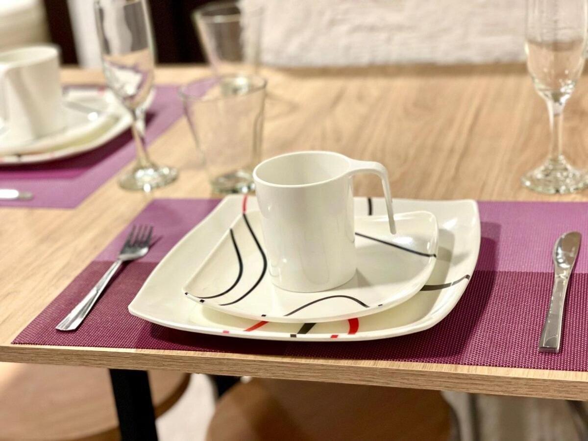 Super Apartamento Central En Casa Colonial Bogotá Eksteriør bilde