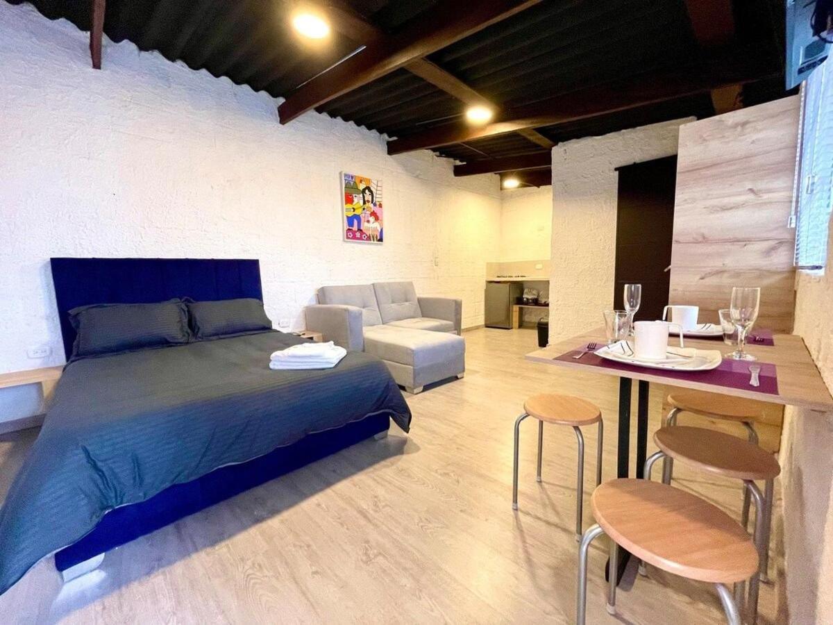 Super Apartamento Central En Casa Colonial Bogotá Eksteriør bilde
