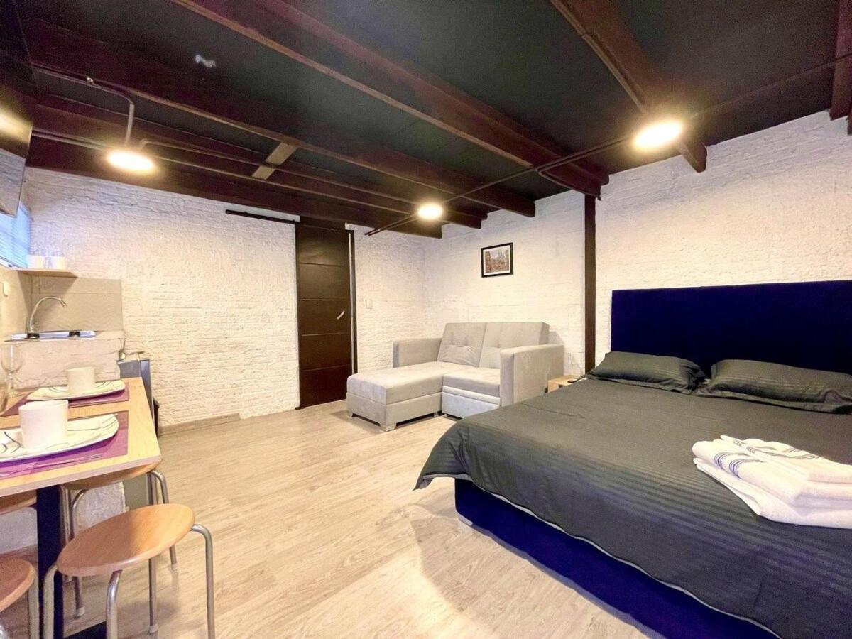 Super Apartamento Central En Casa Colonial Bogotá Eksteriør bilde